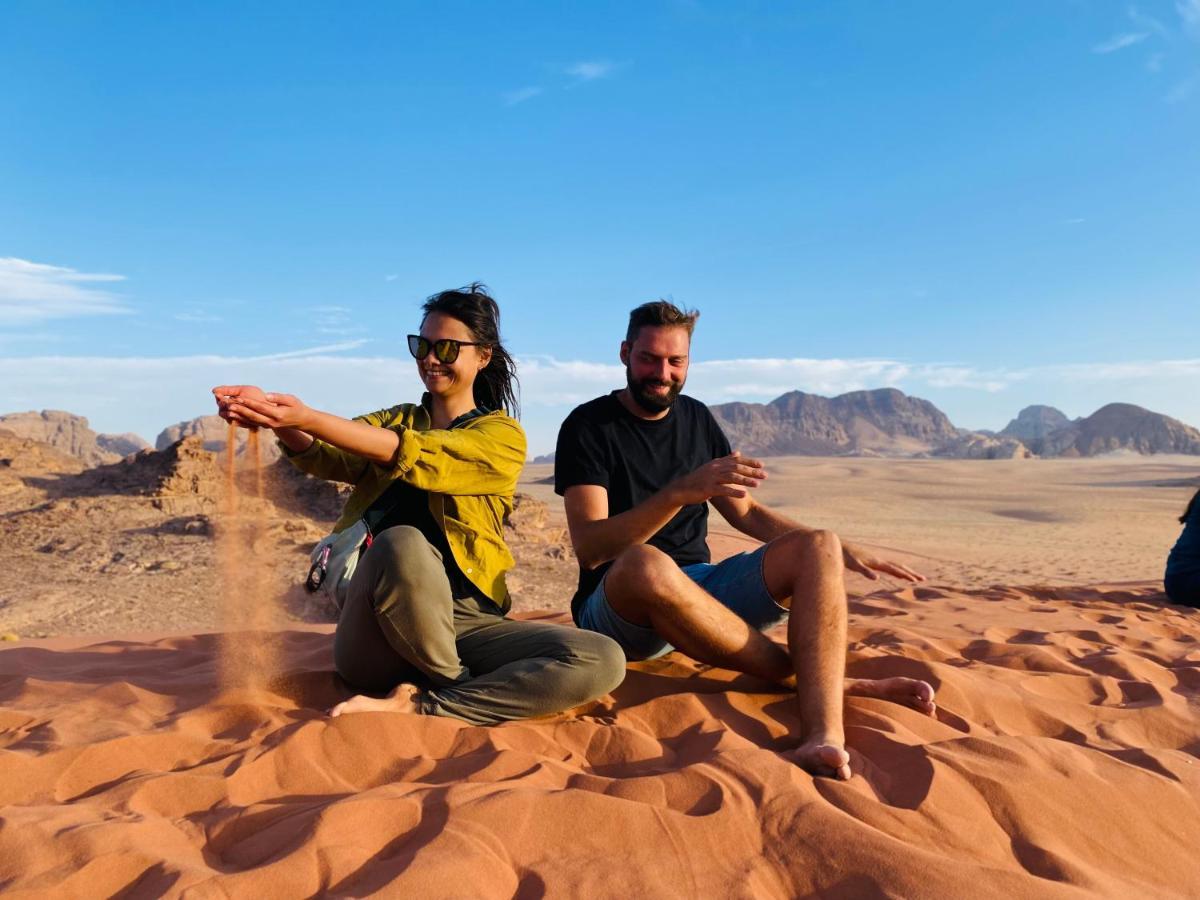Wadi Rum Galaxy Camp Exterior photo